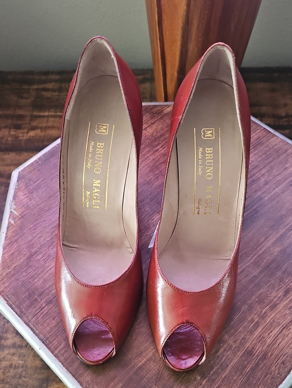 VINTAGE Bruno Magli Brown Leather Peep-Toe Pumps - Size 5.5